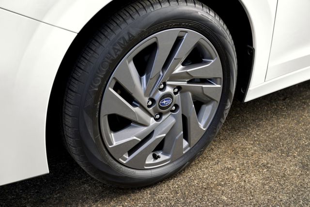 Subaru Legacy Foto 6