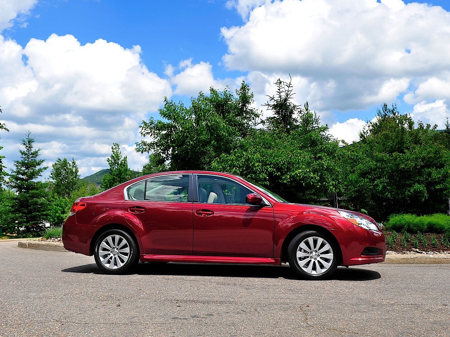 Subaru Legacy photo 12