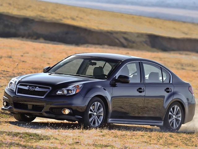Subaru Legacy foto 15