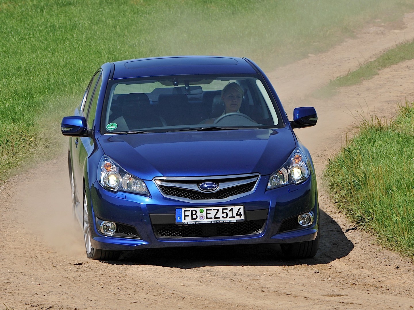 Subaru Legacy photo 16
