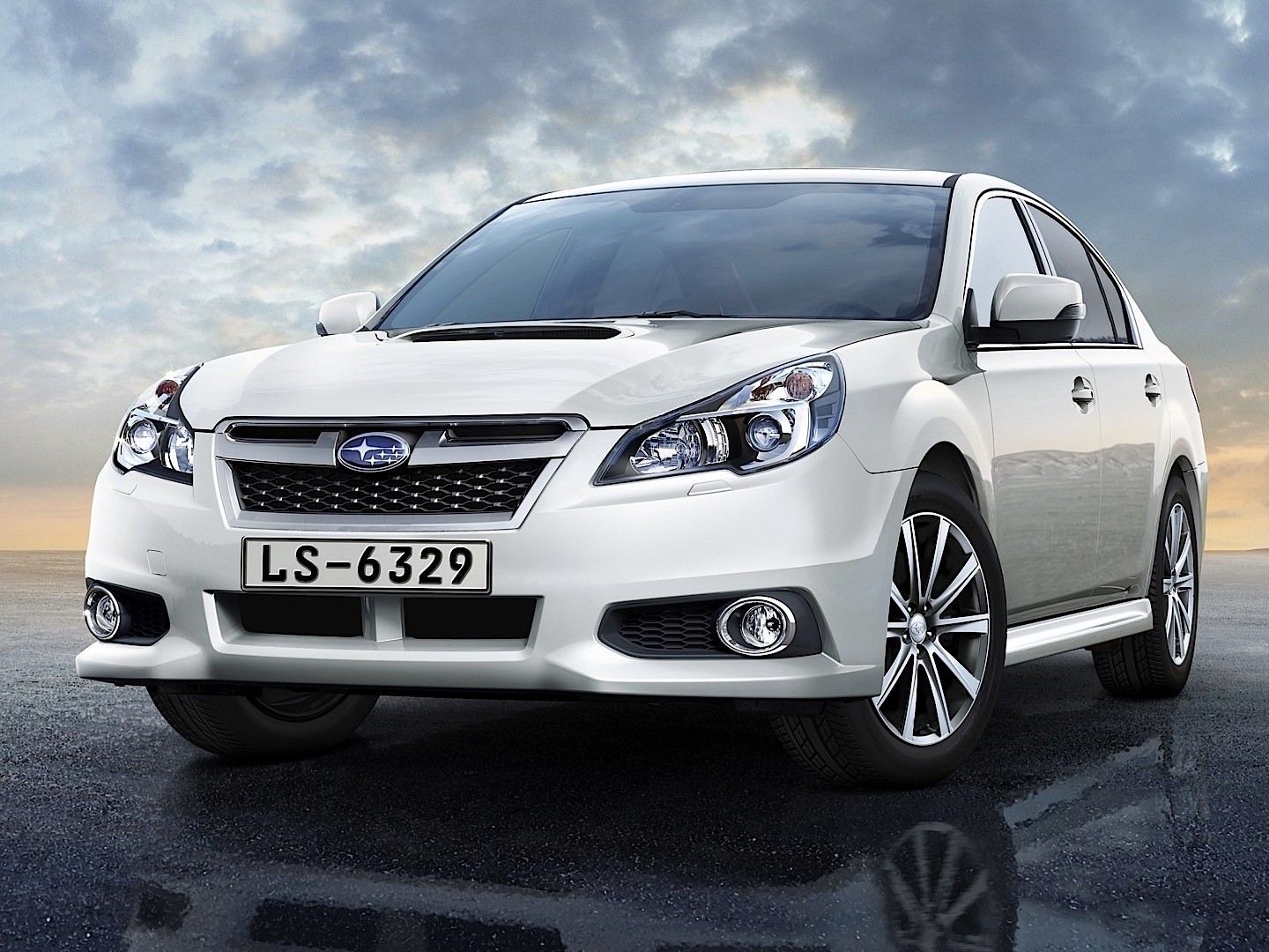 Subaru Legacy photo 32