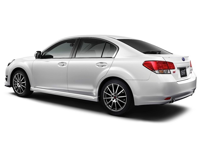 Subaru Legacy foto 34