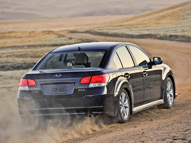 Subaru Legacy foto 39