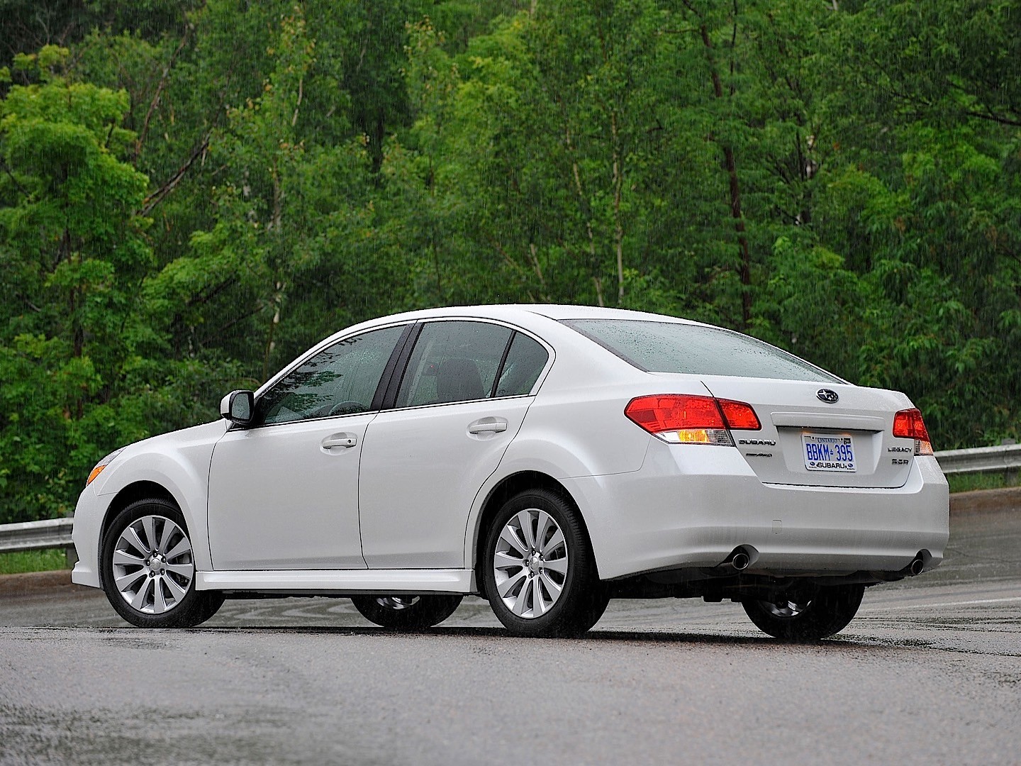 Subaru Legacy photo 49