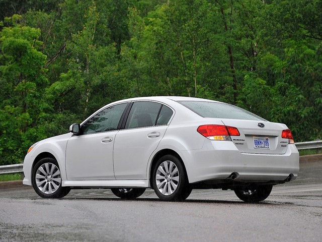 Subaru Legacy foto 49