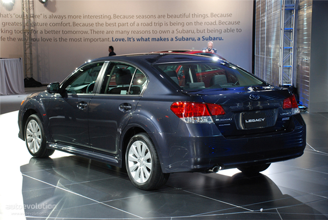 Subaru Legacy foto 4