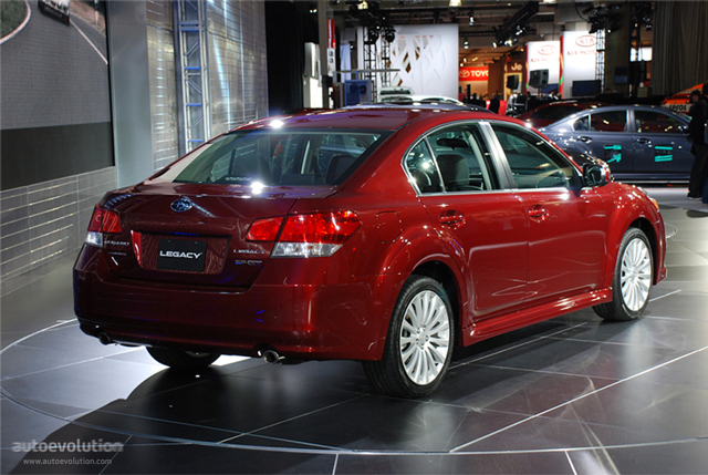 Subaru Legacy foto 6