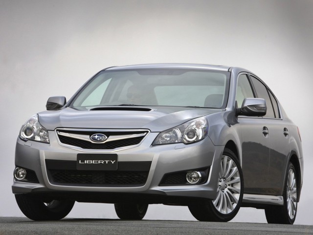 Subaru Liberty foto 15