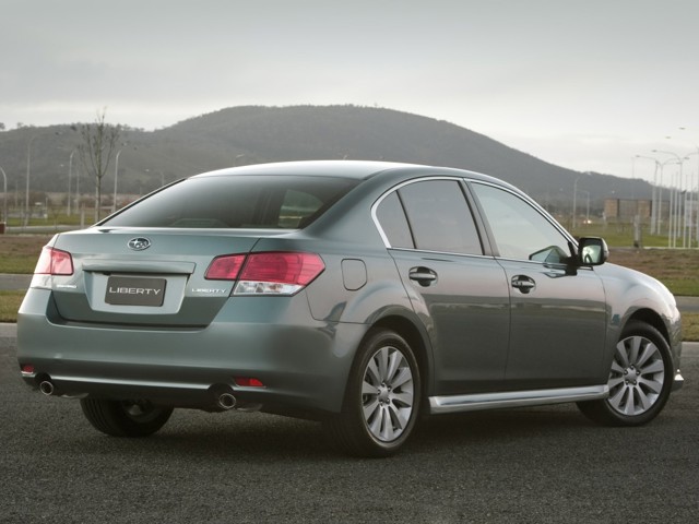Subaru Liberty foto 20
