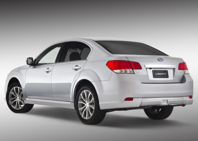 Subaru Liberty foto 26