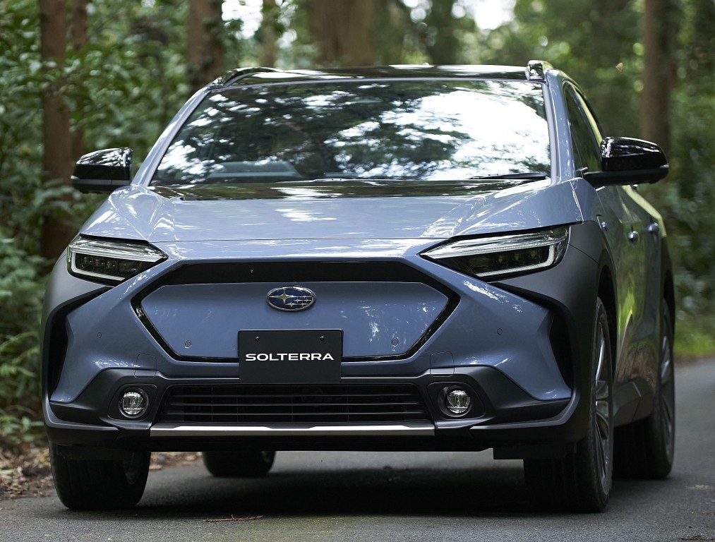 Subaru Solterra photo 4