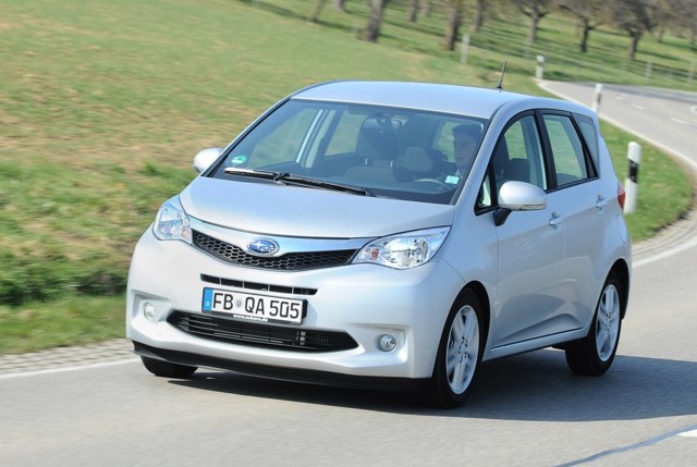 Subaru Trezia photo 16