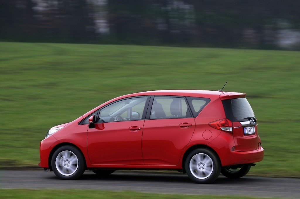 Subaru Trezia photo 37