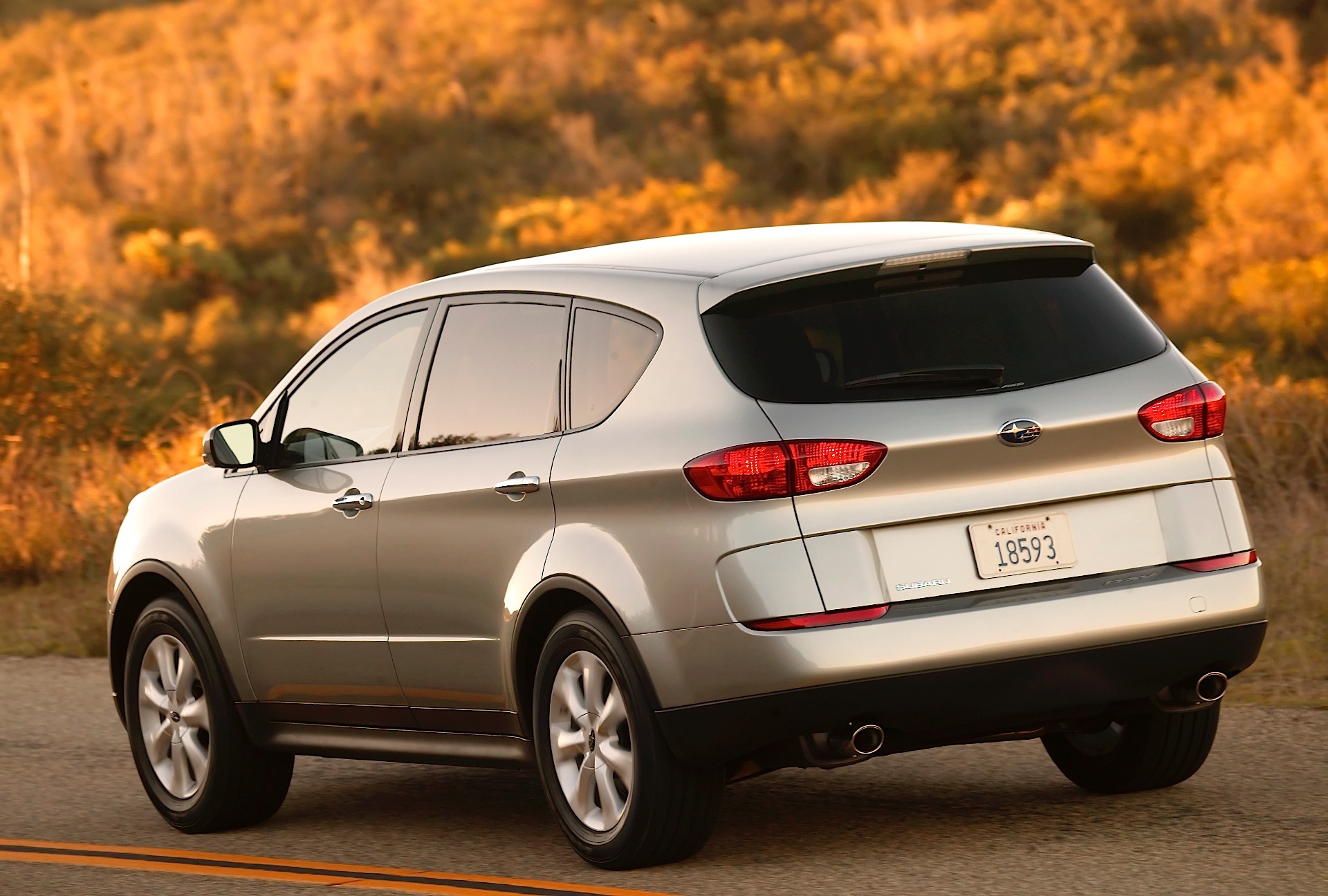 Subaru Tribeca photo 9