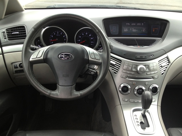 Subaru Tribeca photo 18