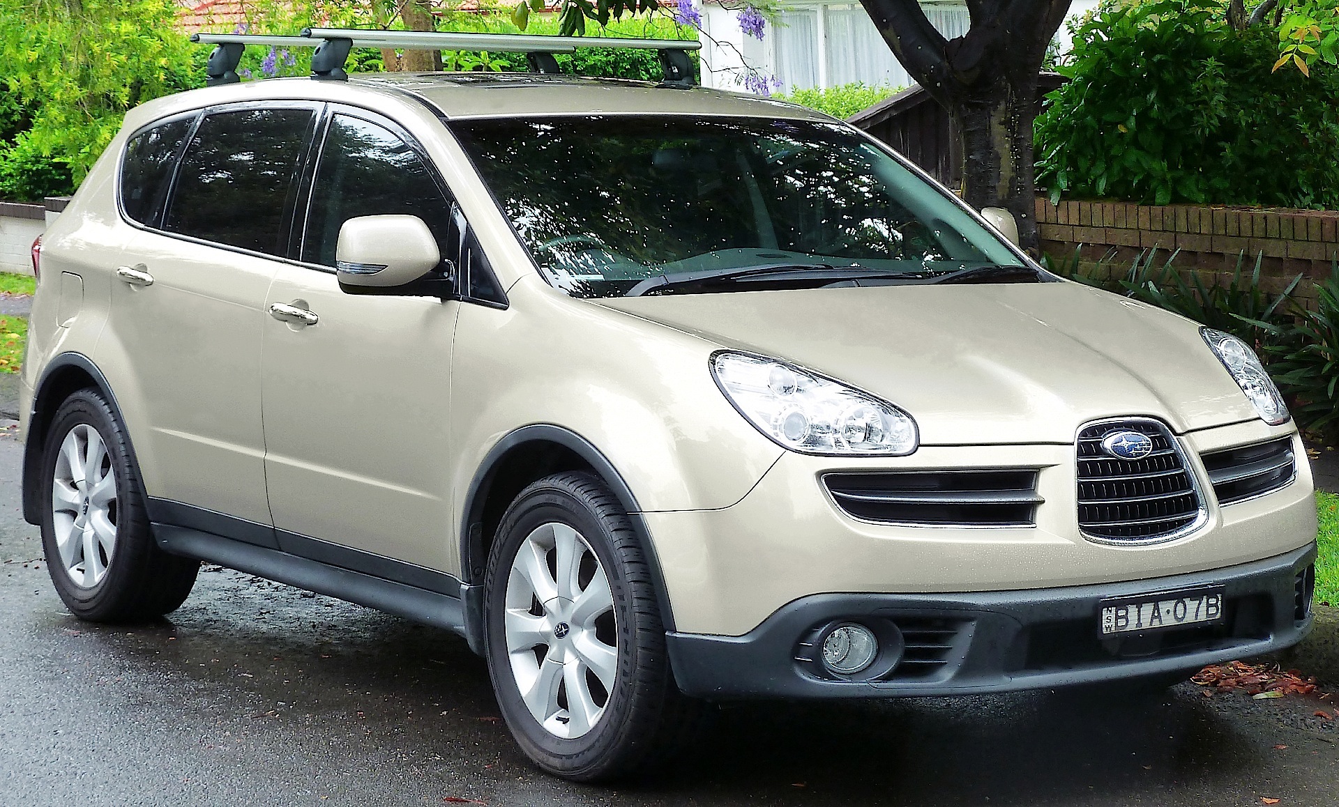 Subaru Tribeca photo 8