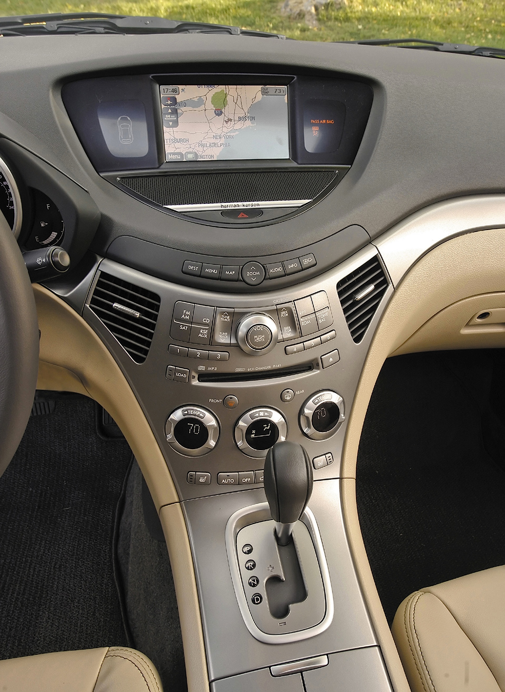 Subaru Tribeca photo 36