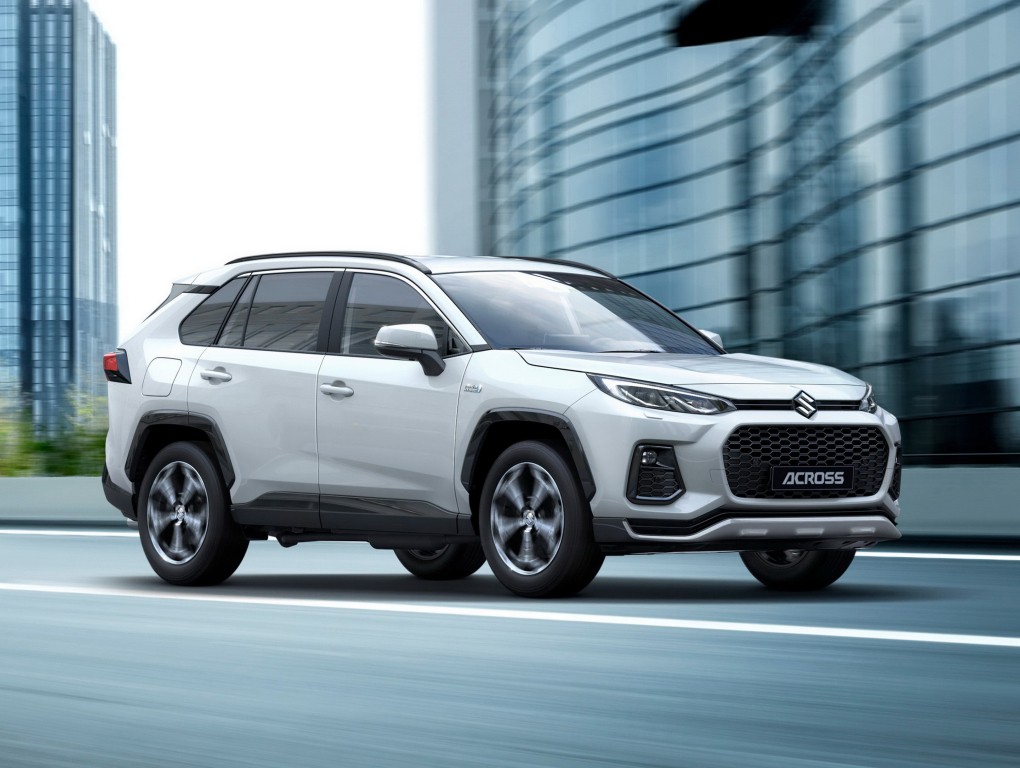 Suzuki Across photo 19