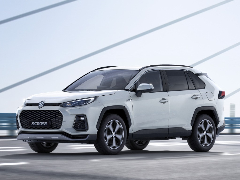 Suzuki Across photo 29