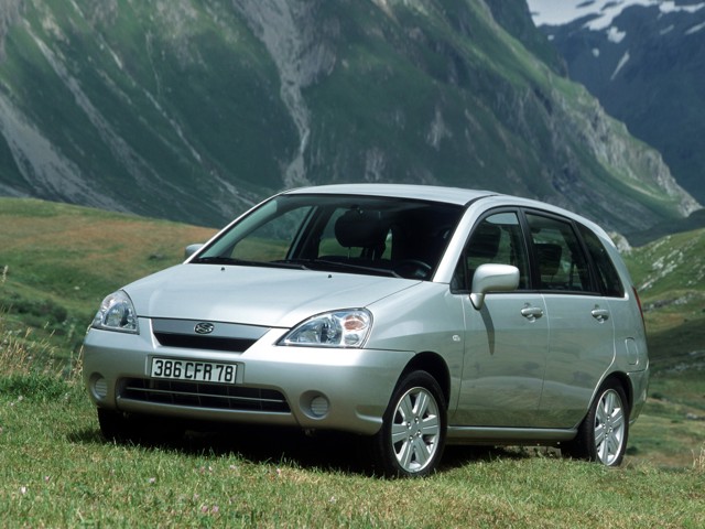 Suzuki Aerio / Liana Hatchback photo 14