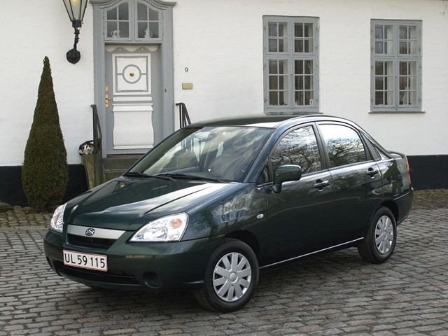 Suzuki Aerio / Liana Sedan foto 11