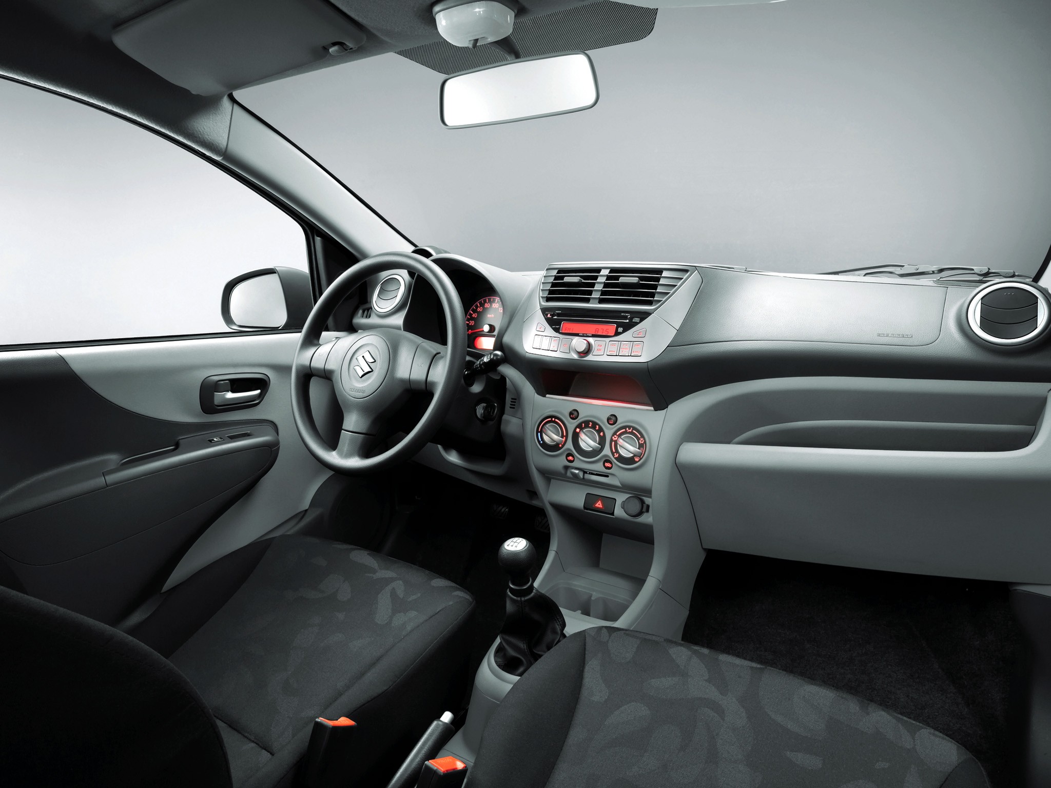 Suzuki Alto photo 64