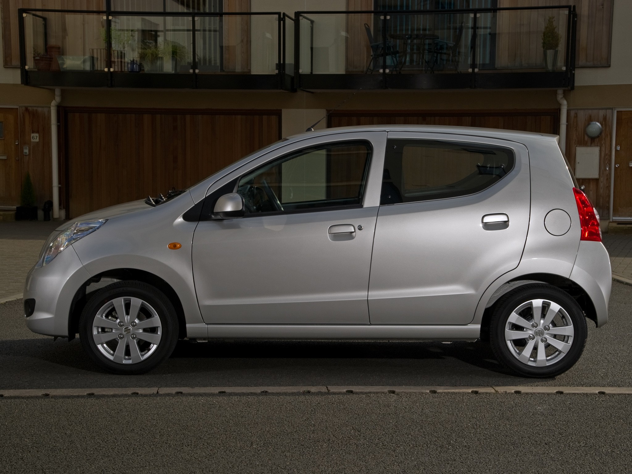 Suzuki Alto photo 22