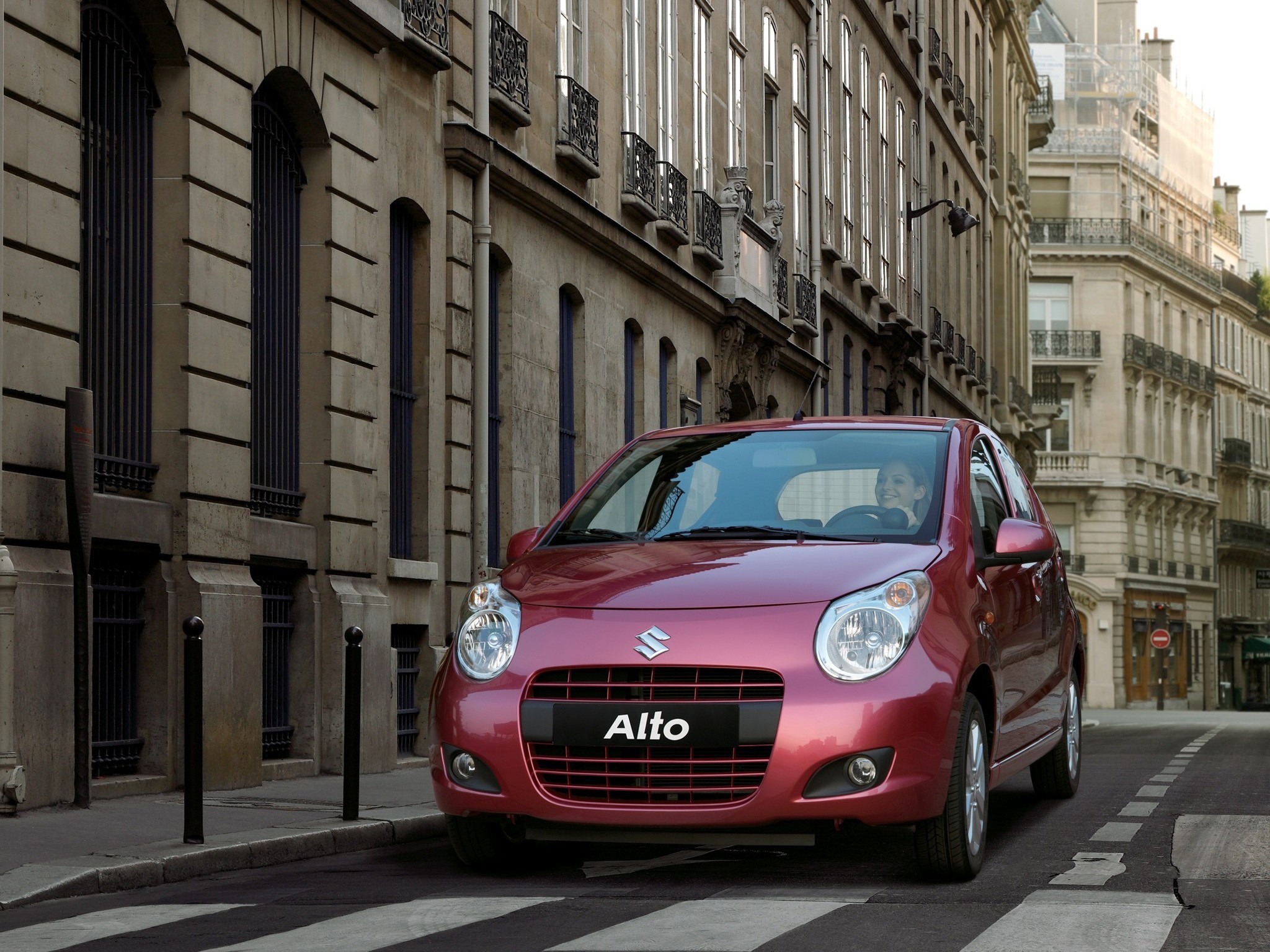Suzuki Alto photo 25