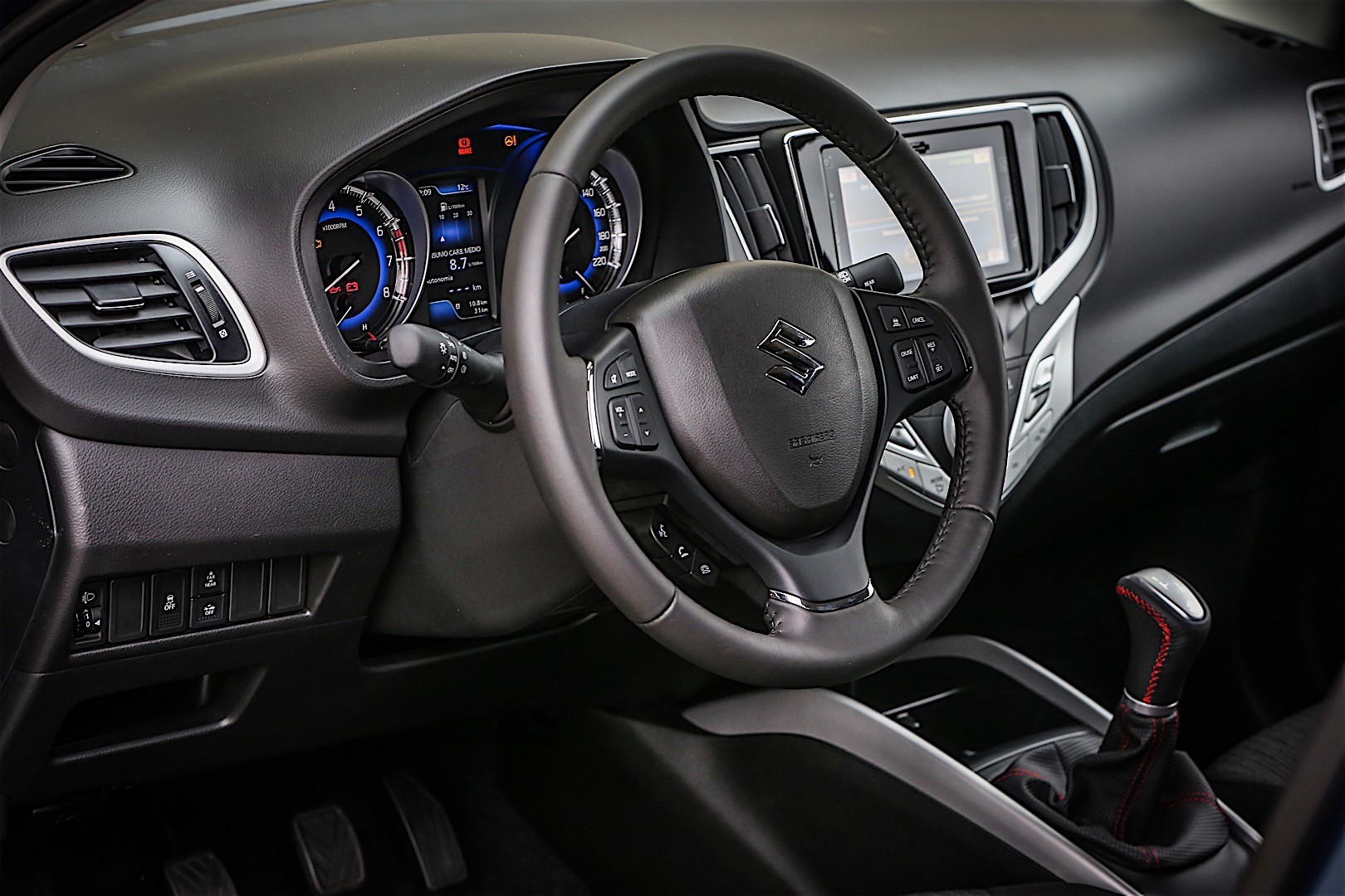 Suzuki Baleno photo 83