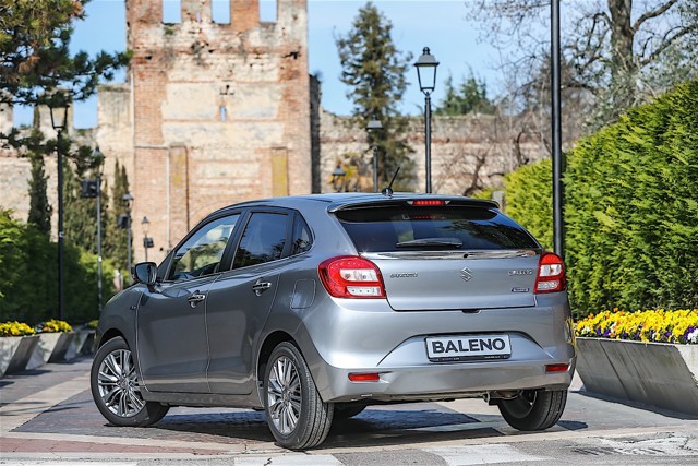 Suzuki Baleno photo 19
