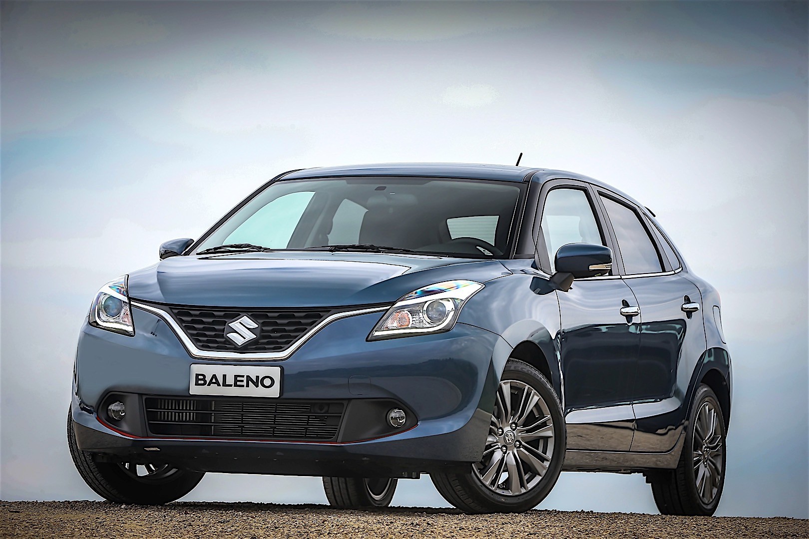 Suzuki Baleno photo 27