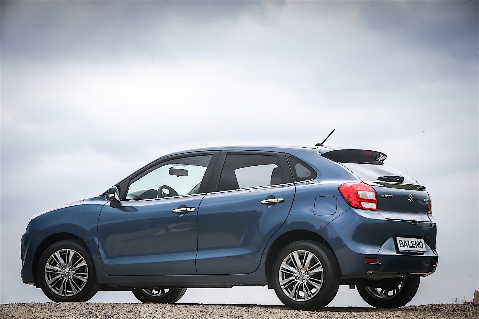 Suzuki Baleno photo 50