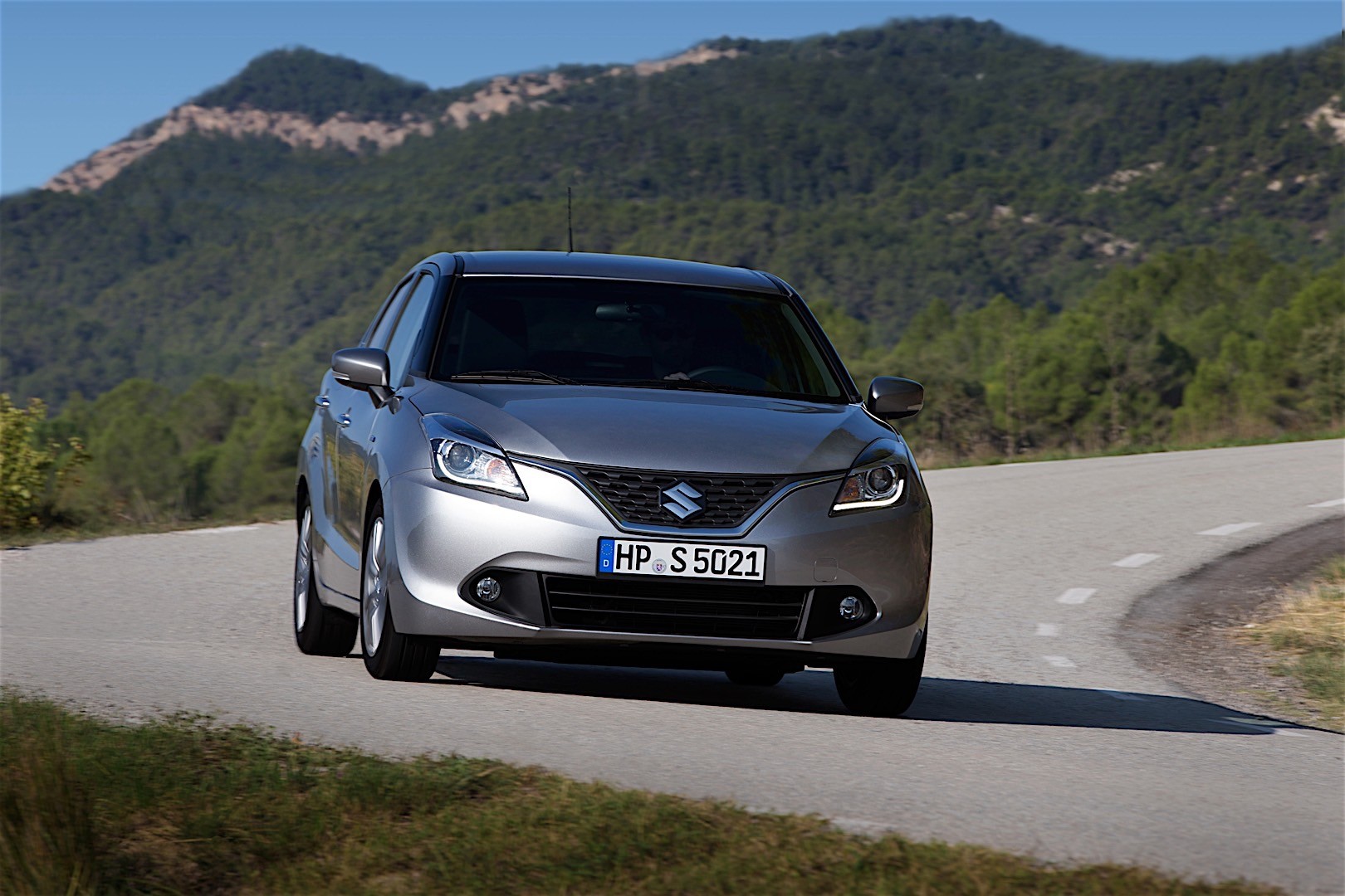 Suzuki Baleno photo 52