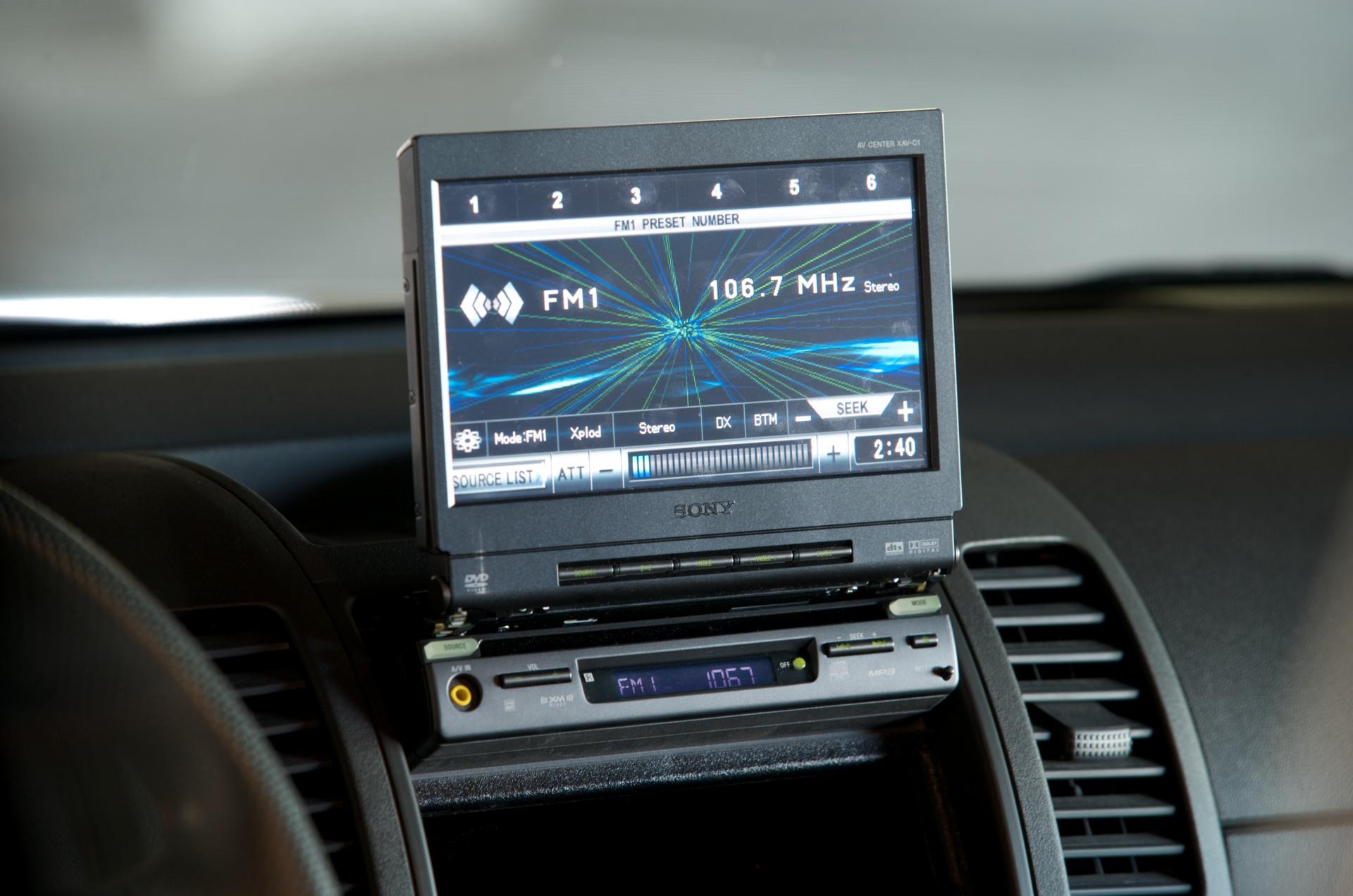 Suzuki Equator photo 11