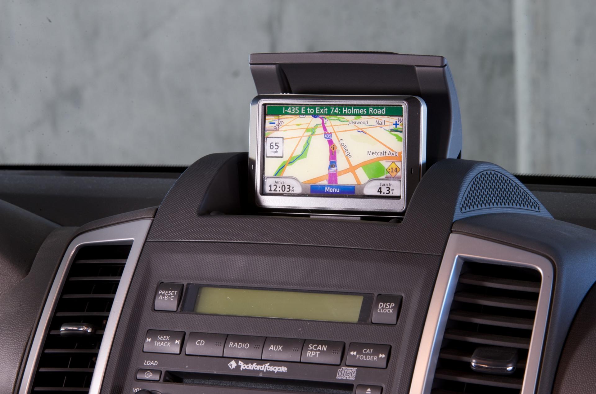 Suzuki Equator photo 6