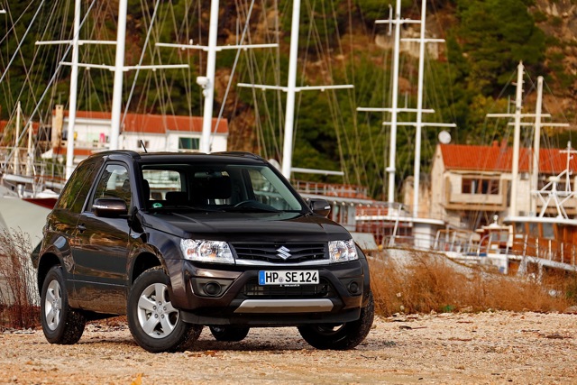 Suzuki Escudo / Grand Vitara 3 Doors photo 4