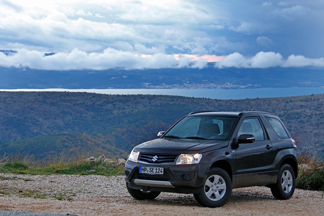 Suzuki Escudo / Grand Vitara 3 Doors photo 6