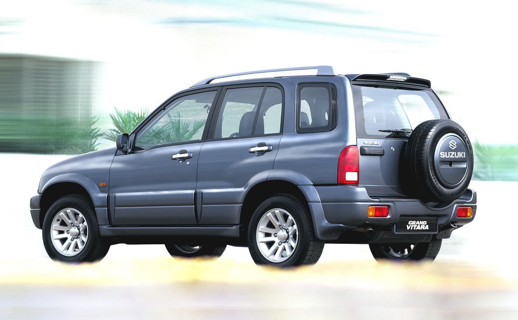Suzuki Escudo / Grand Vitara 5 Doors photo 11