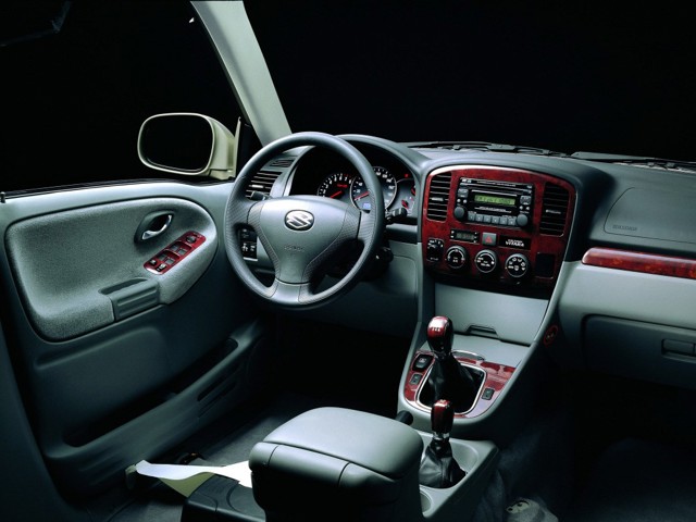 Suzuki Escudo / Grand Vitara 5 Doors photo 29