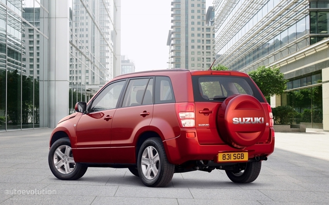 Suzuki Escudo / Grand Vitara 5 Doors photo 1