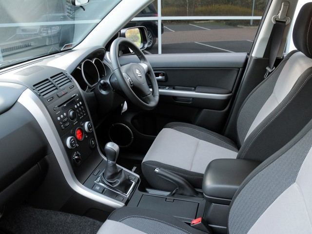 Suzuki Escudo / Grand Vitara 5 Doors photo 88