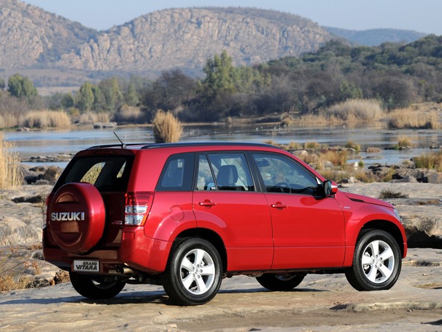 Suzuki Escudo / Grand Vitara 5 Doors photo 71