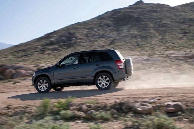 Suzuki Escudo / Grand Vitara 5 Doors photo 13