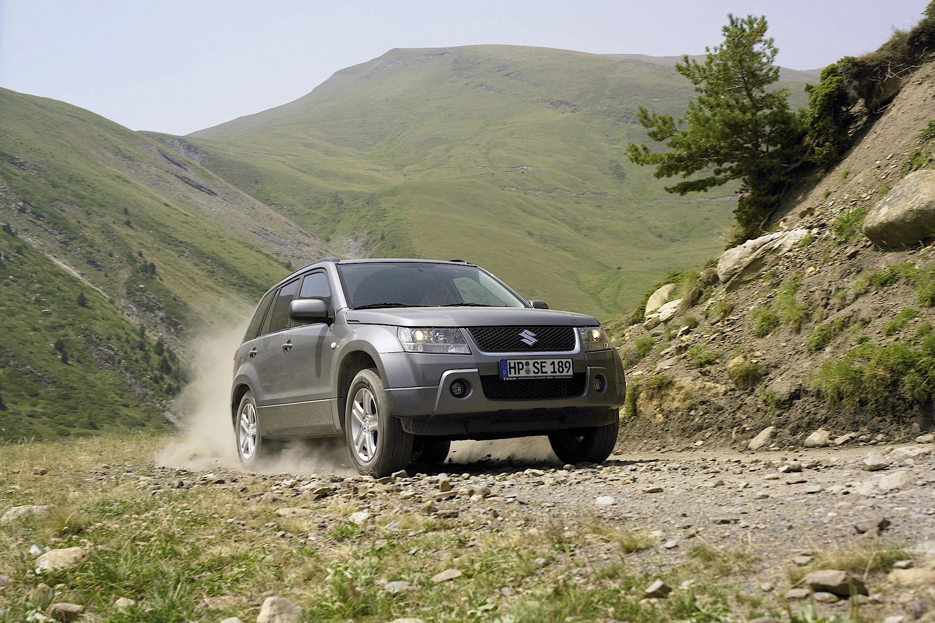 Suzuki Escudo / Grand Vitara 5 Doors photo 14