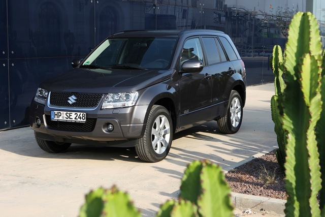 Suzuki Escudo / Grand Vitara 5 Doors photo 15