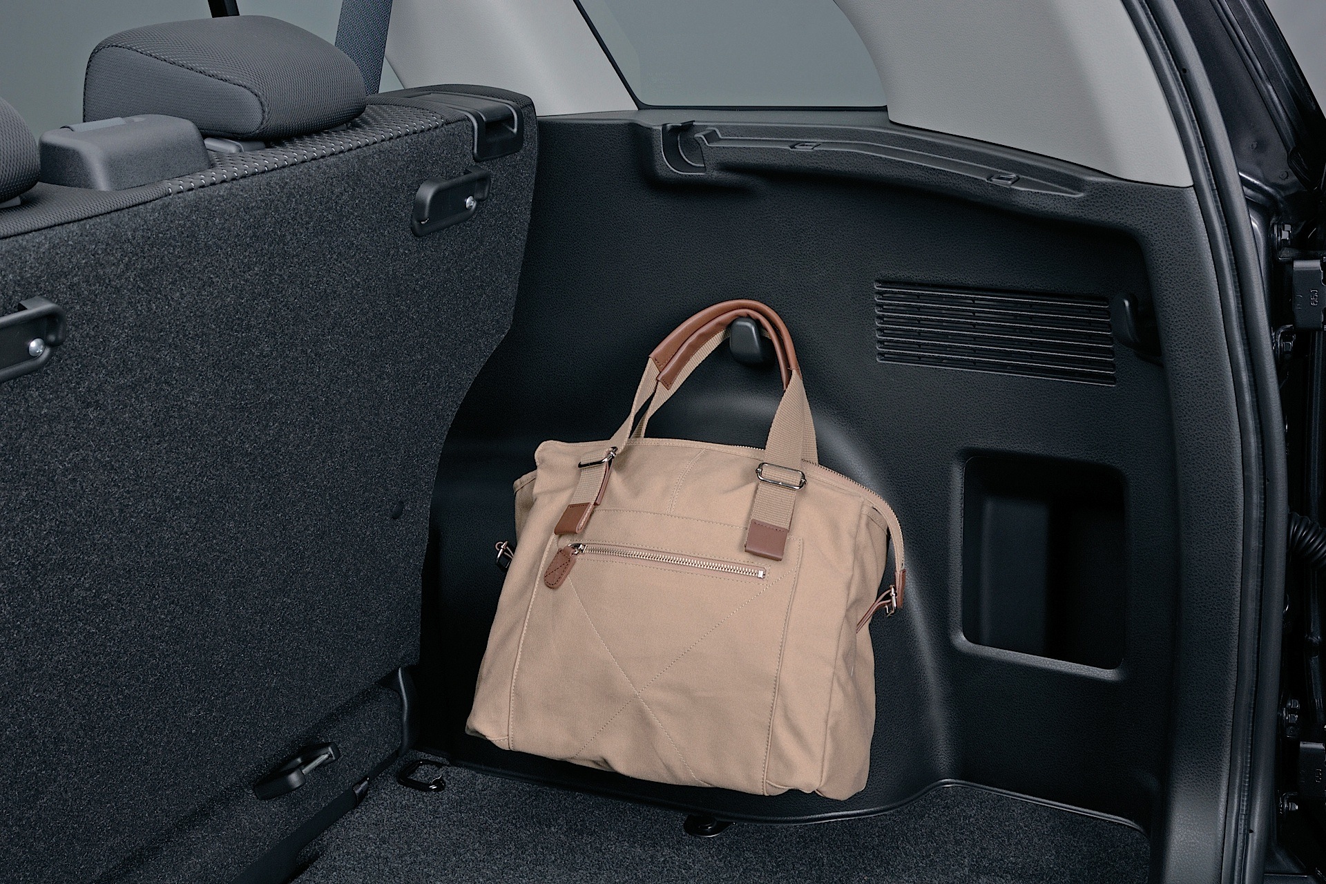 Suzuki Escudo / Grand Vitara 5 Doors photo 79