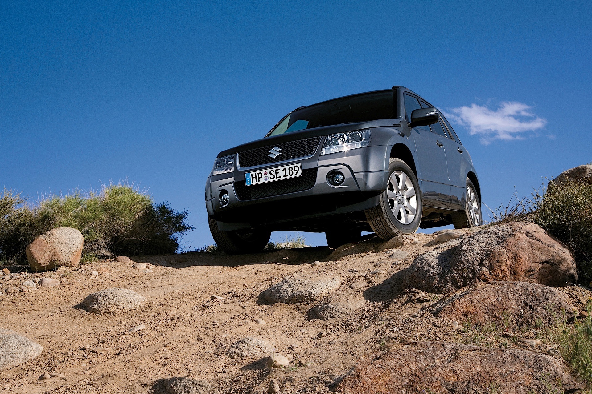 Suzuki Escudo / Grand Vitara 5 Doors photo 4