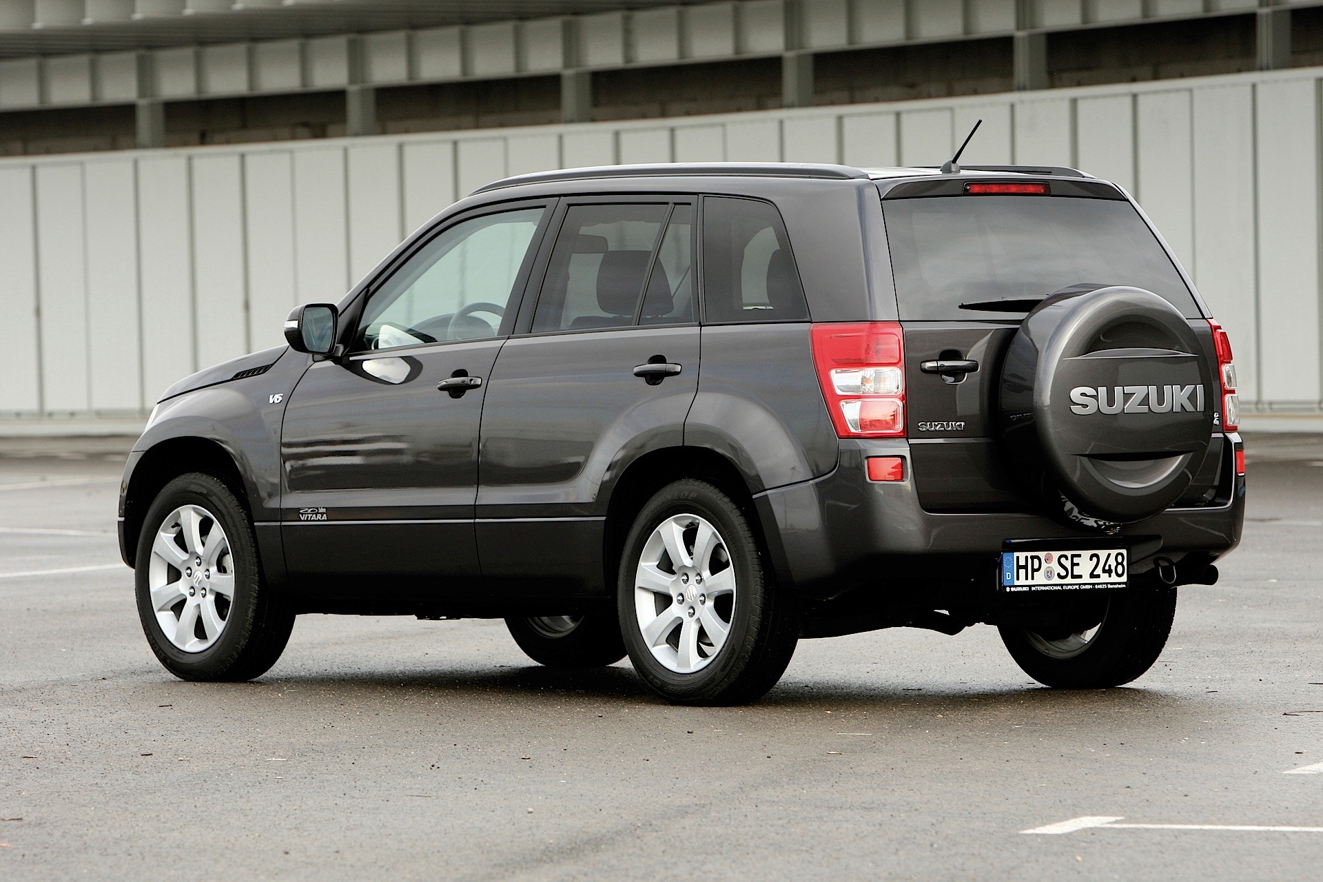 Suzuki Escudo / Grand Vitara 5 Doors photo 7