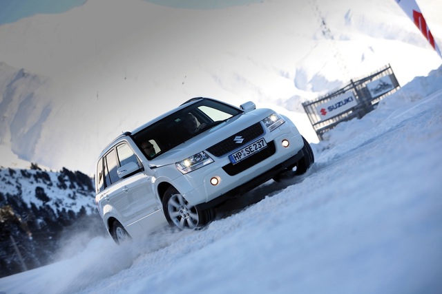 Suzuki Escudo / Grand Vitara 5 Doors photo 8