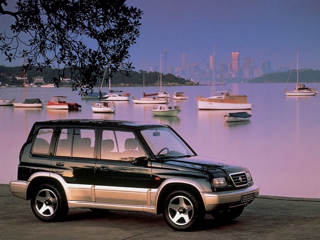 Suzuki Escudo / Grand Vitara 5 Doors photo 6